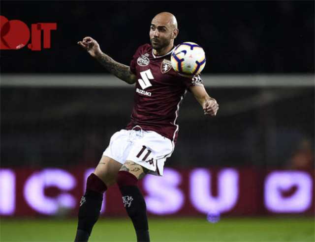 包含甘冈客场胜负对与阿尔克马尔，陷于失败的词条