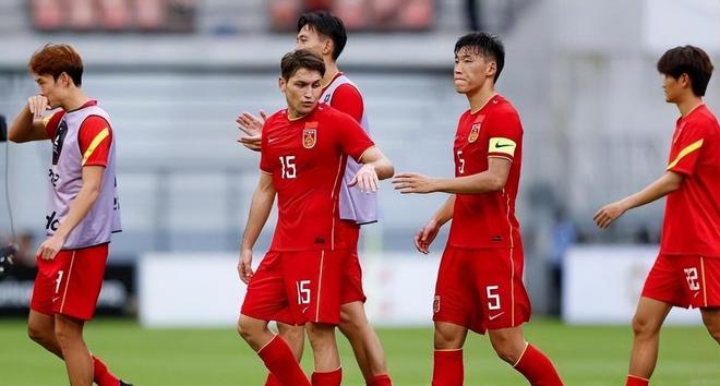 关于克罗地亚队团结一致，欧锦赛中站稳脚跟的信息