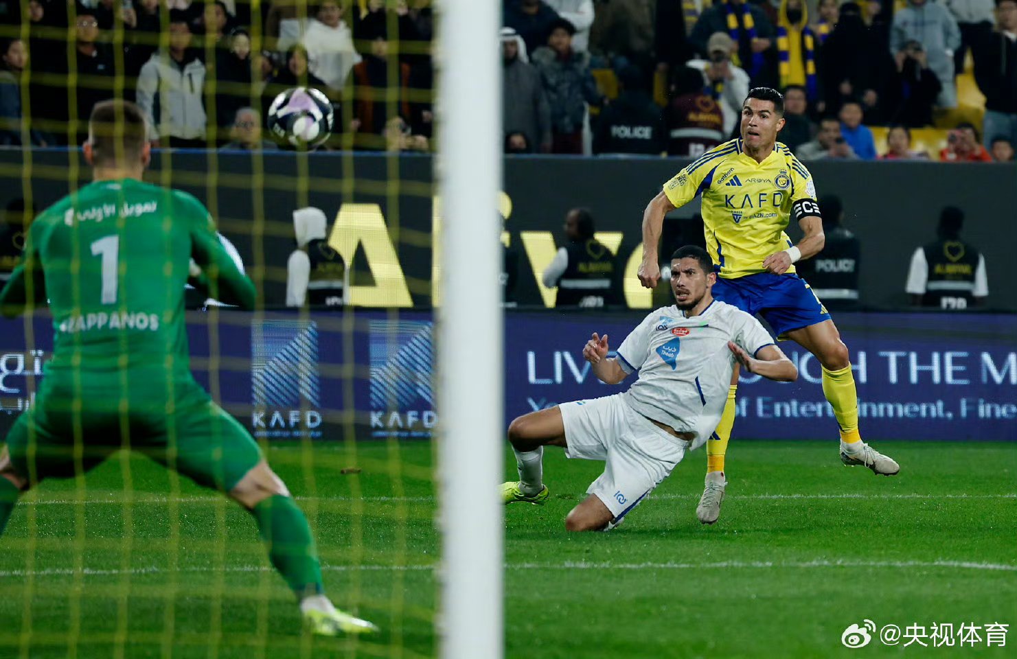 关于沙尔克球队战胜疲惫对手,取得胜利的信息 关于沙尔克球队战胜疲惫对手,取得胜利的信息