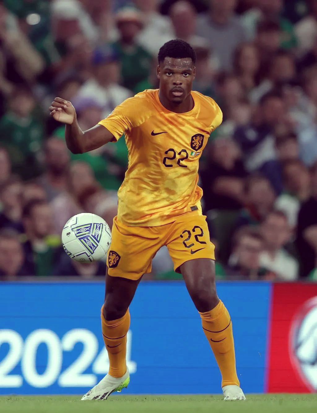 欧锦赛预选赛：荷兰憾负土耳其，艰难扭转不利形势的简单介绍