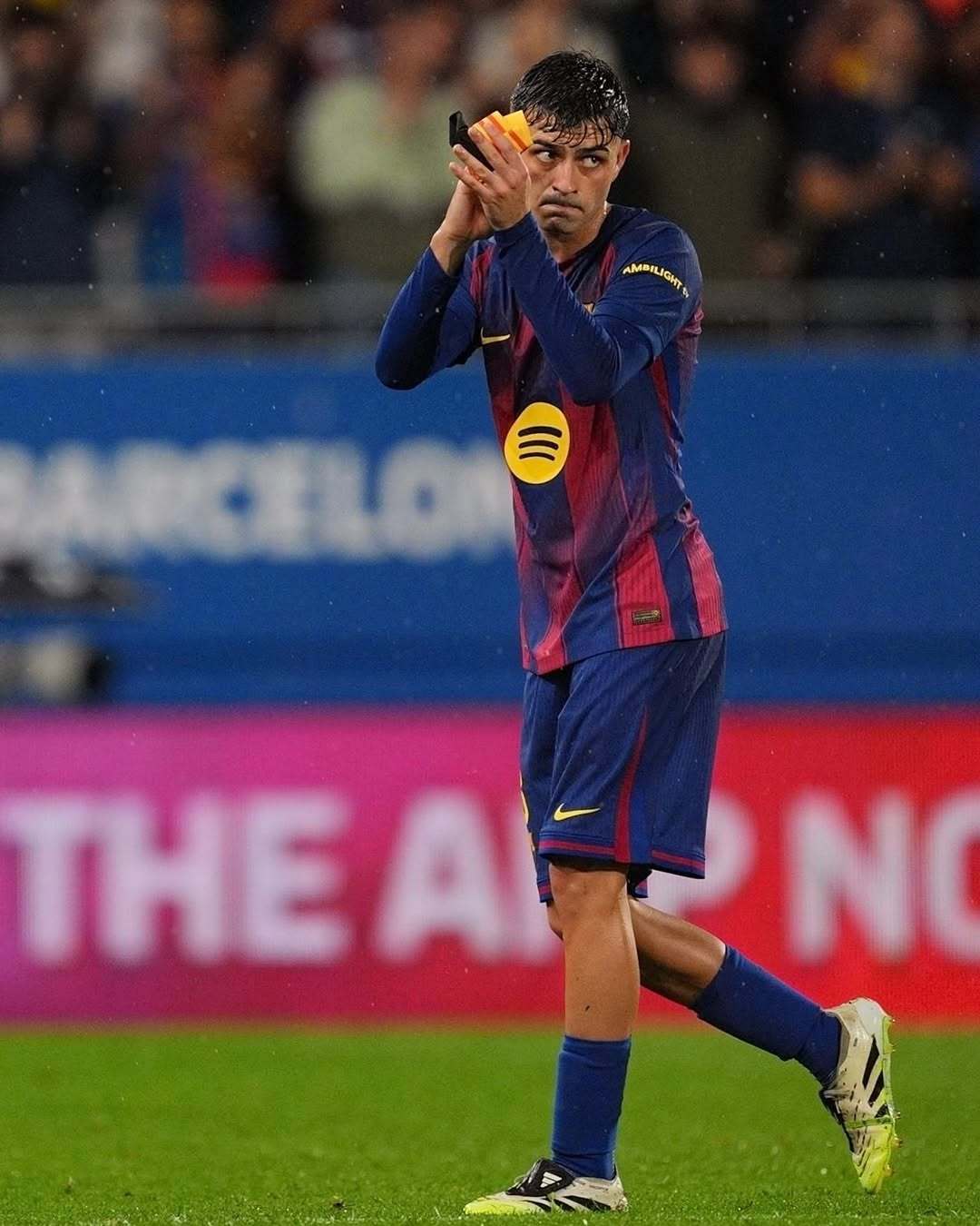 巴萨球员势不可挡,凭借团队合作赢得比赛的简单介绍 巴萨球员势不可挡,凭借团队合作赢得比赛的简单介绍