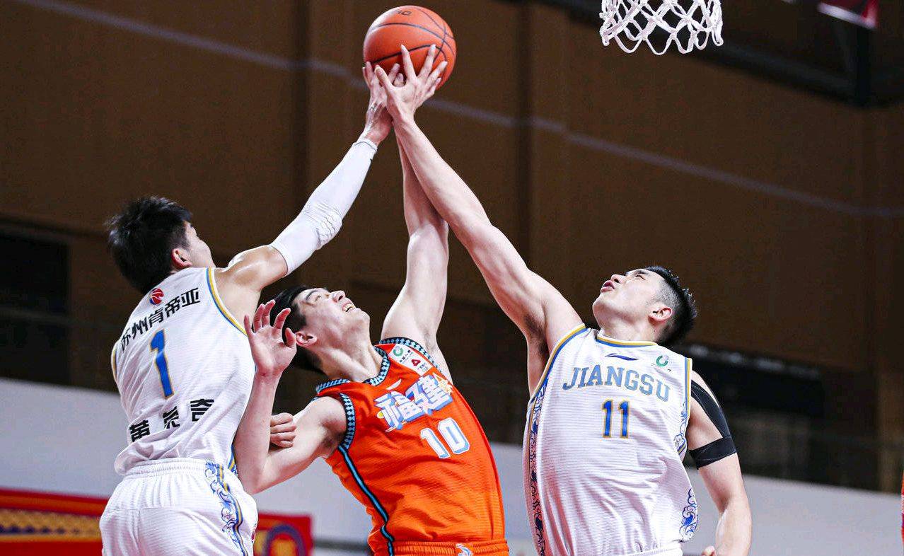 浙江队斗志昂扬：超越对手福建队取得胜利的简单介绍