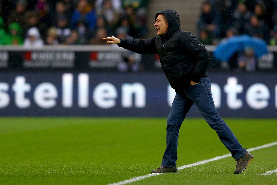 包含弗赖堡主教练表示球队吸取了上场失败的经验的词条