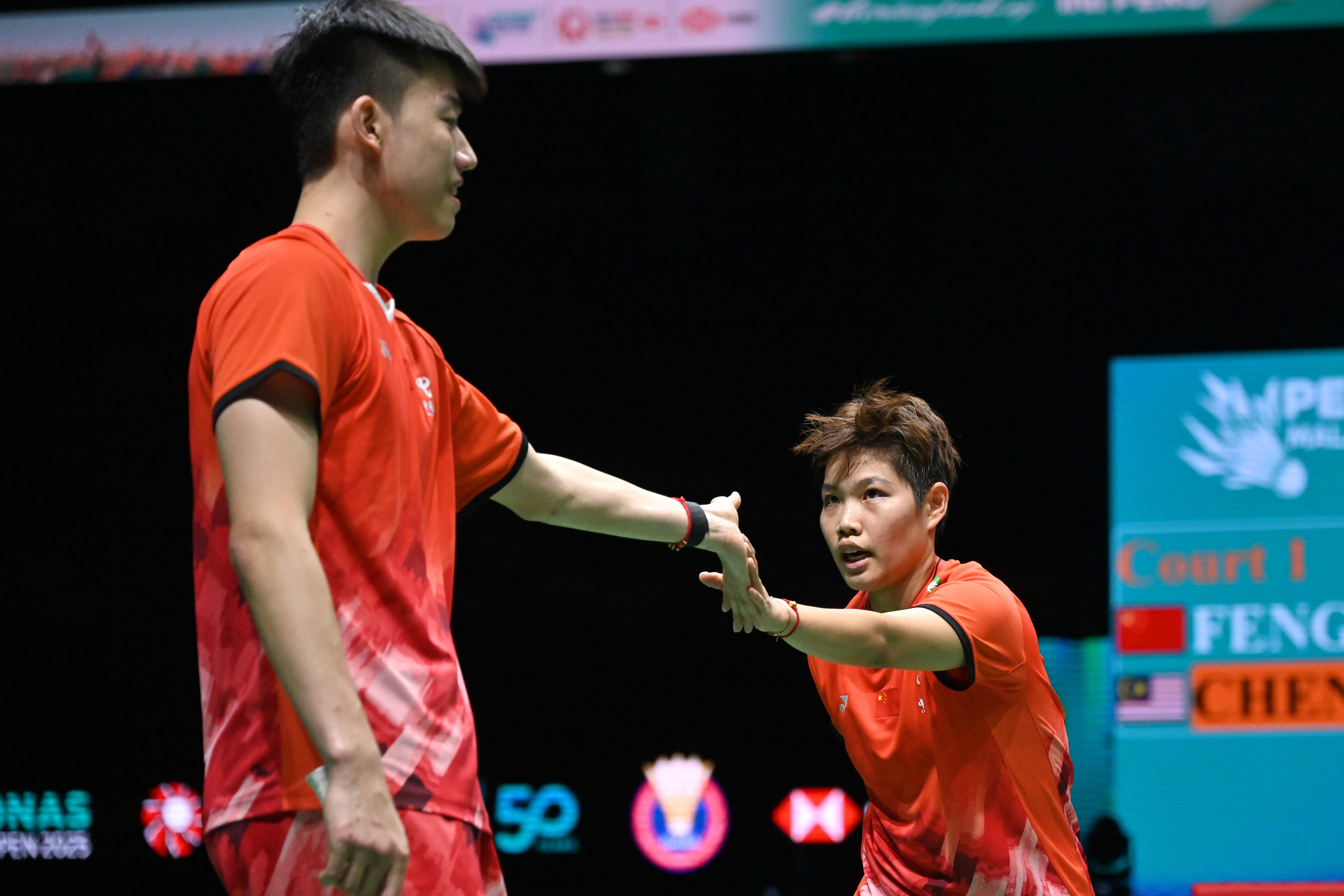 马来西亚队鏖战中国队,桃田贤斗统治全场的简单介绍 马来西亚队鏖战中国队,桃田贤斗统治全场的简单介绍