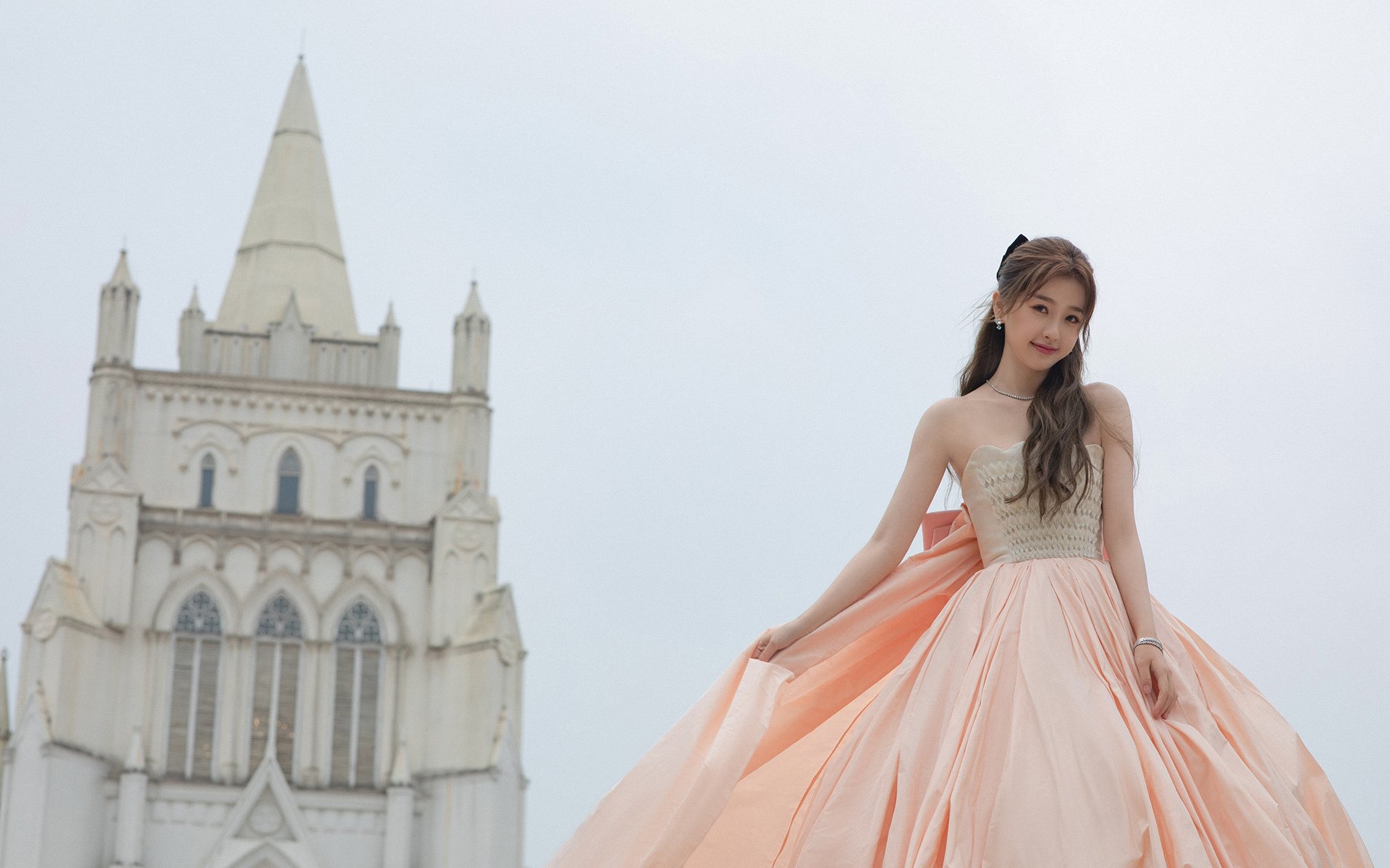 虚构对决中的真实光芒，佩德里冠军级表现引领阿森纳击败洪都拉斯国家队