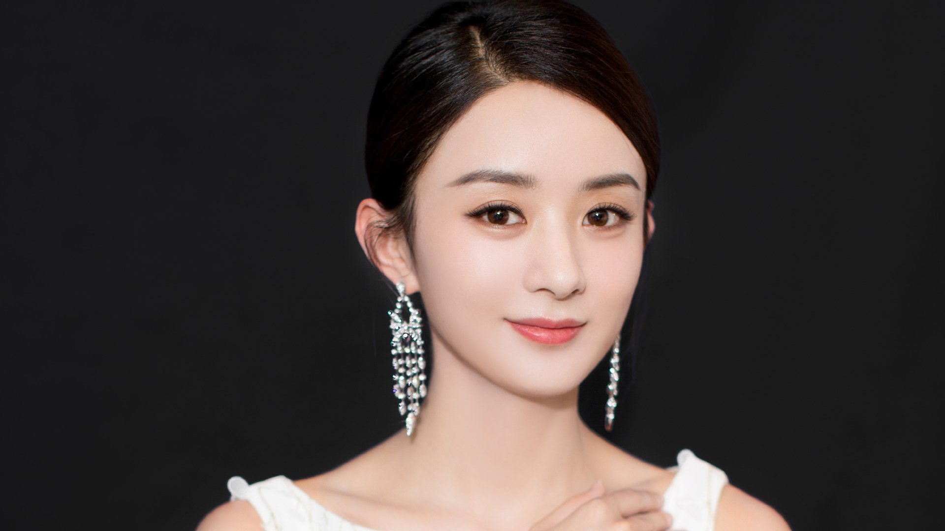 跨时空的三重奏,星辰锁链下的拉亚之夜